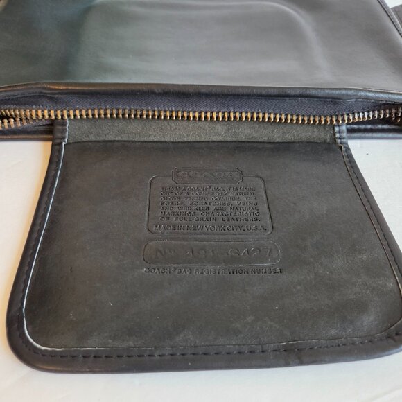 EUC NYC Vintage Coach Slim Clutch Large (#9555) in Black - Picture 7 of 10